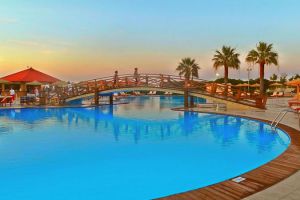 Aquadora Resort & Spa
