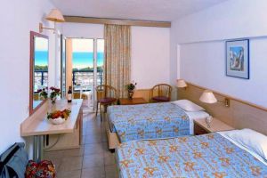 Aquadora Resort & Spa