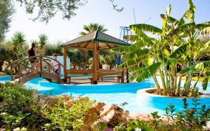 ALEX BEACH HOTEL & BUNGALOWS 