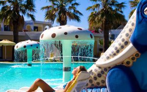 ALEX BEACH HOTEL & BUNGALOWS 