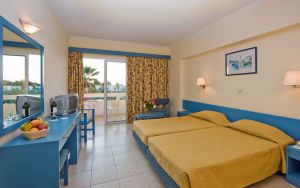 ALEX BEACH HOTEL & BUNGALOWS 