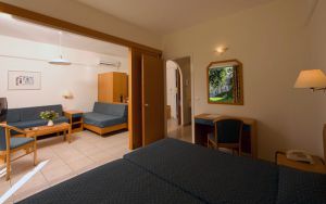 ALEX BEACH HOTEL & BUNGALOWS 