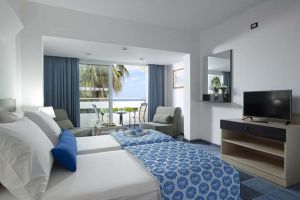Double Room Garden View