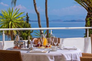 Kontokali Bay Resort & Spa