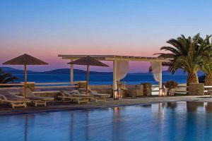 Manoula’s Beach Hotel