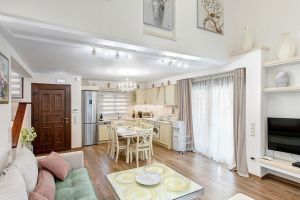 Artemisia Villa