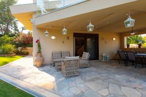 Artemisia Villa