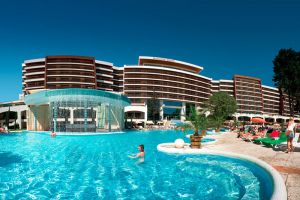 Flamingo Grand Hotel and Spa