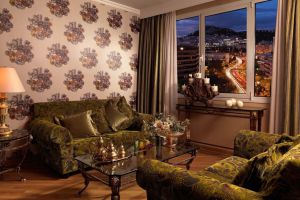 Divani Caravel Hotel De Luxe