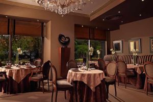 Divani Caravel Hotel De Luxe