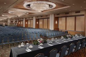 Divani Caravel Hotel De Luxe