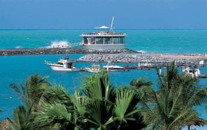 JUMEIRAH BEACH HOTEL  De Luxe