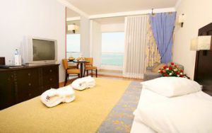 CROWNE PLAZA 
